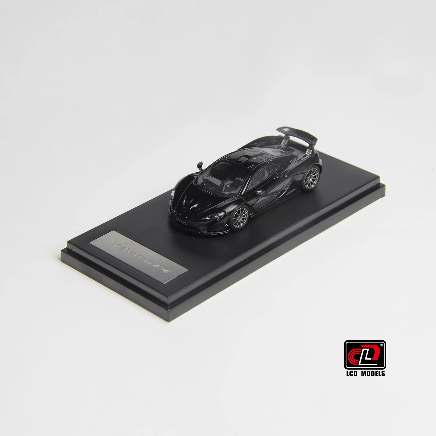 In Stock LCD 1:64 P1 Alloy Car Model Collection Ornament