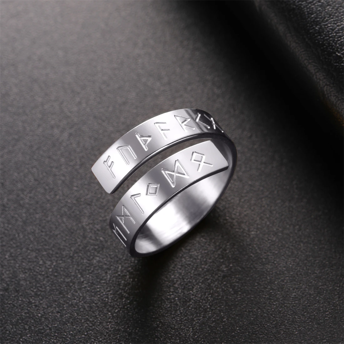 EUEAVAN Norse Runic Symbol Rings for Men Women Stainless Steel Viking Futhark Rune Ring Vintage Amulet Jewelry Gift