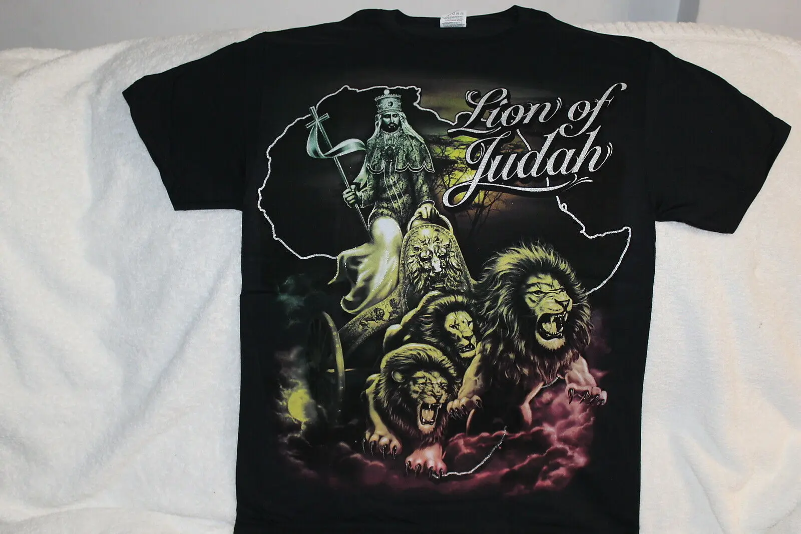 

LION OF JUDAH CHARIOT AFRICA RASTAFARIAN LIONS T-SHIRT