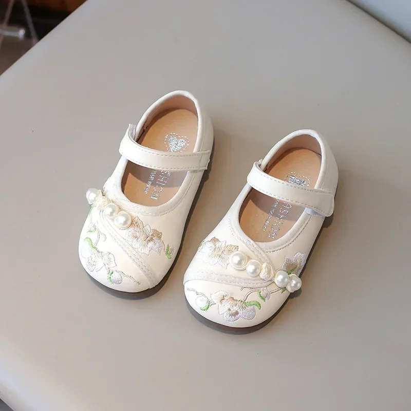 Girls' Embroidered  Shoes Hanfu Shoes Children's Skirt Shoes Spring Autumn Small Leather Shoe Ancient Style