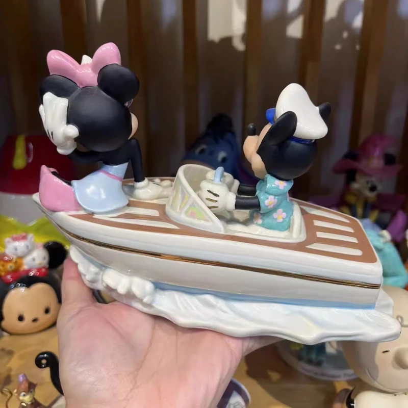 อะนิเมะ Mickey Minnie รูปคู่เล่น Yacht เซรามิคเดสก์ท็อปชุดเครื่องประดับการ์ตูนของเล่นตกแต่งบ้านของขวัญวันเกิด