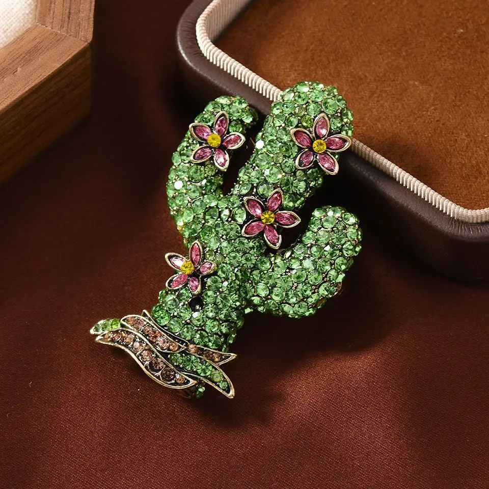 Vintage Sparkling Green Rhinestone Cactus Brooch With Pink Flowers Retro Style Pin For Coat Jacket Outerwear Daily Wear Jewelry