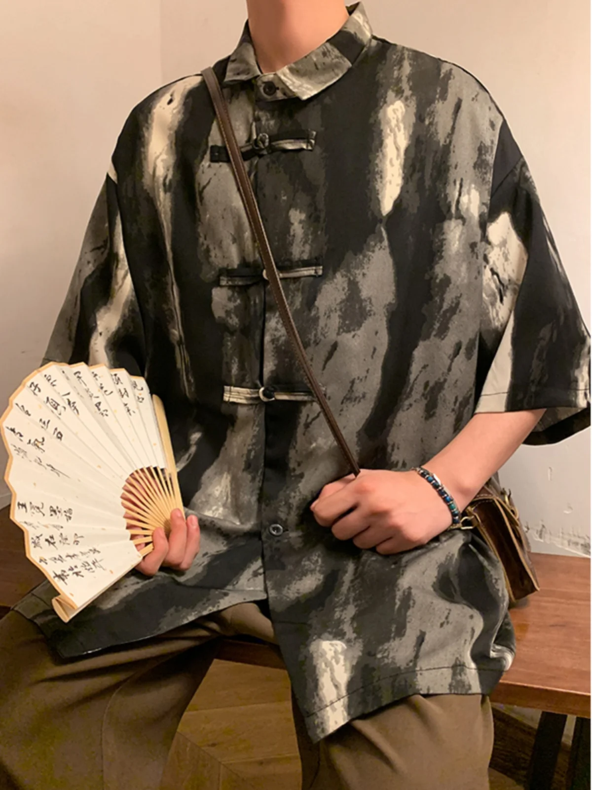 

Мужская летняя рубашка из окрашенного шелка с градиентным узором, тонкая, свободного кроя, на пуговицах, повседневная, модная, в китайском стиле