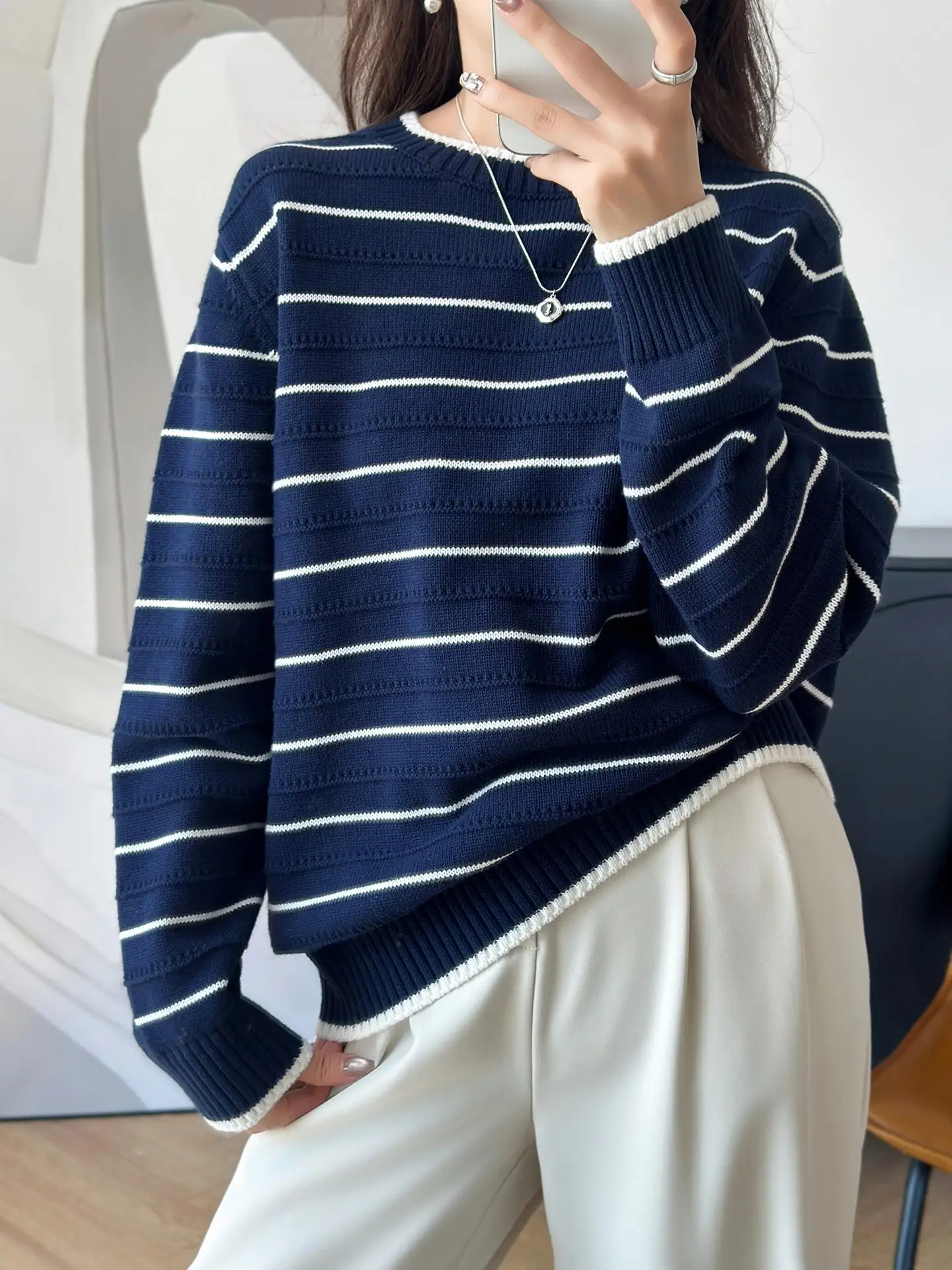 

Женский вязаный свободный крой из 00% чистого хлопка Base irt 2025 New Sle, утягивающий теплый свитер, топ French Sle Long Sve round...