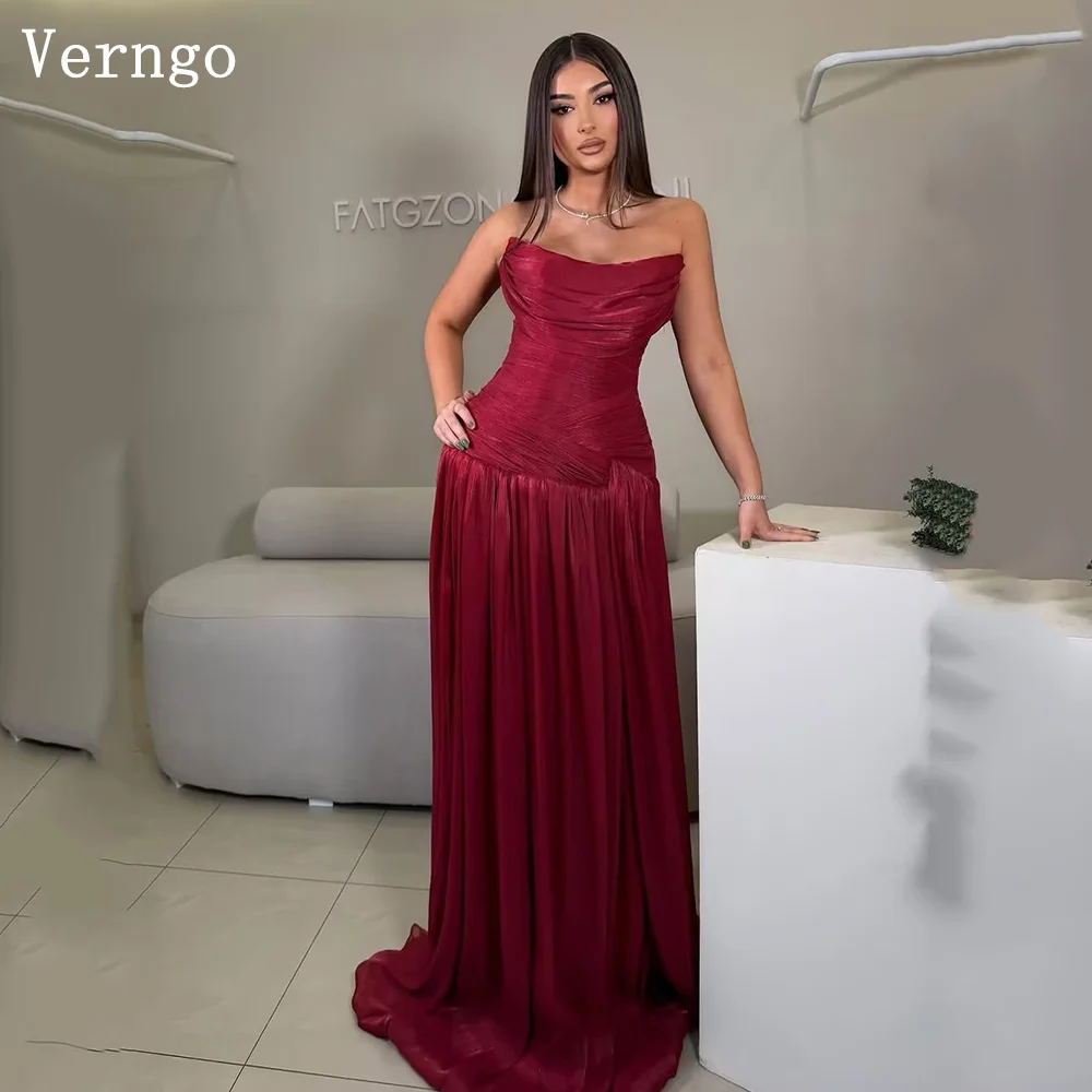 

Verngo Wine Shimmer Satin Evening Dress Boat Neck Waist-Slimming Maxi Prom Gown Maxi Pleated Party Dresses Customized