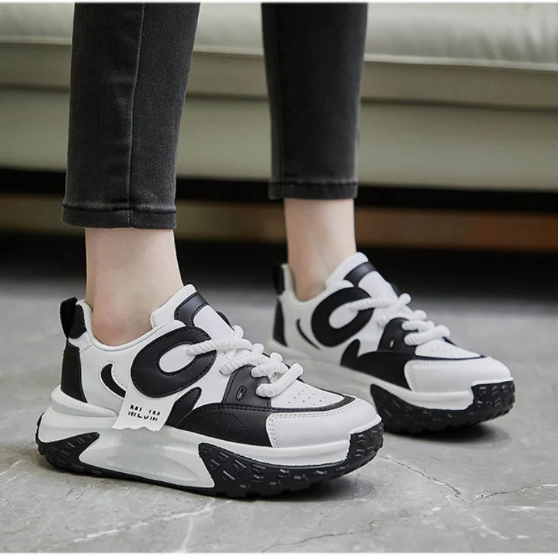 

Women's Spring Trend Running Shoes Korean Youth Sports Casual Style Height-Increasing Street Fashion Footwear