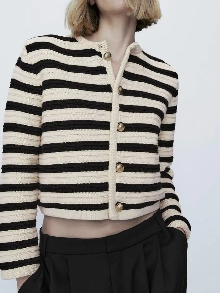 Fashion Striped Knitted Sweater Cardigans Women Elegant Simple Single Breasted Outerwear 2023 New Female Jumper Casual Chic Top