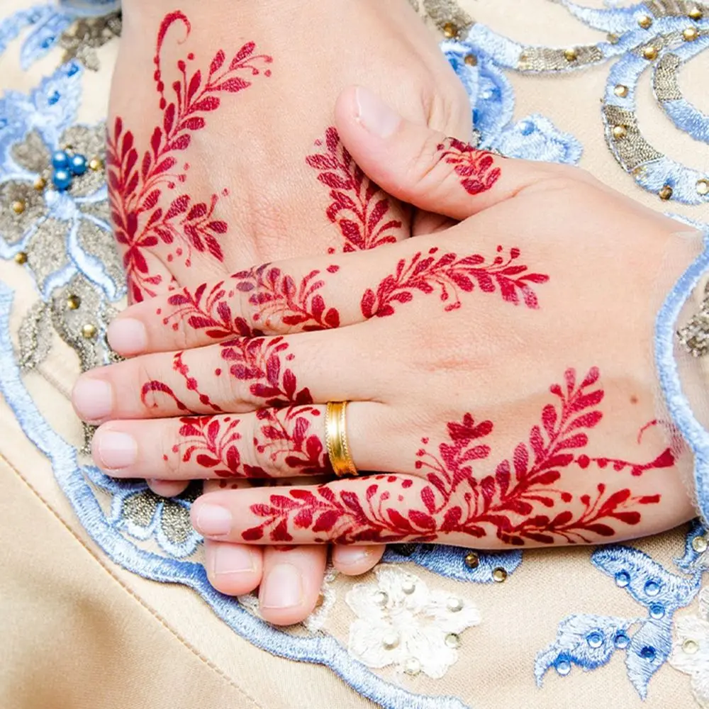 Wedding Tool Hand Fake Tattoo for Women Legs Arm Temporary Tattoo Water Transfer Decals Body Art Sticker Henna Tattoo Stickers