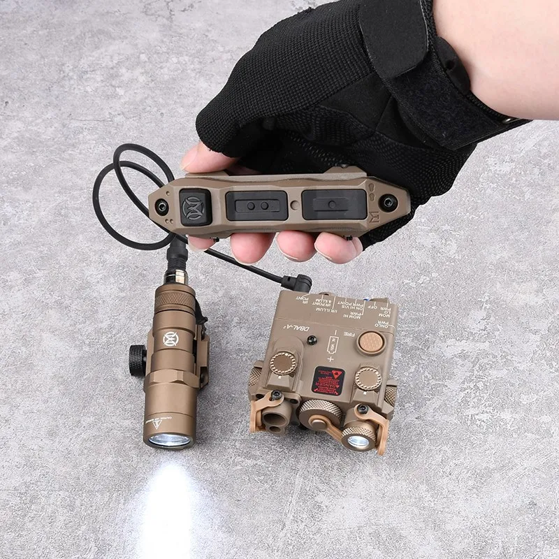 DulWADmersible Airsoft interrupteur de pression pour DBAL A2 PEQ-15 NGAL Mfemelle M300 lampe de poche à distance touristes fonction bouton de