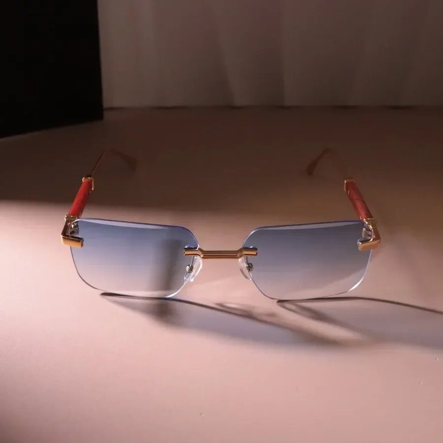 نظارات شمسية مربعة بإطار صغير ملون للنساء والرجال نظارات شمسية بألوان مرآة للسيدات نظارات عصرية رائعة