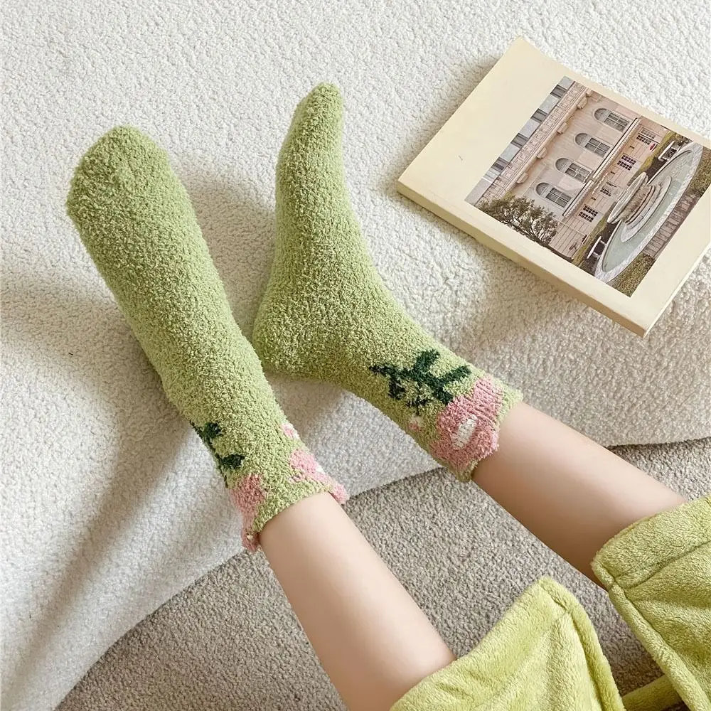 6Pairs مريحة سميكة المرجان جوارب صوف الشتاء زهرة الطابق أفخم الجوارب الجوارب النوم الجوارب الدافئة النساء للإناث الرجال