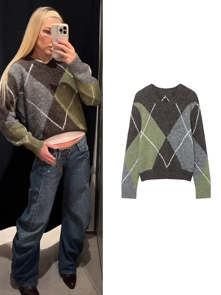 

TFMLN Women Loose V-neck Pullover Chic Argyle Sweater Autumn Winter New Knitted Top Elegant Casual Long Sleeve Plaid Knitwear