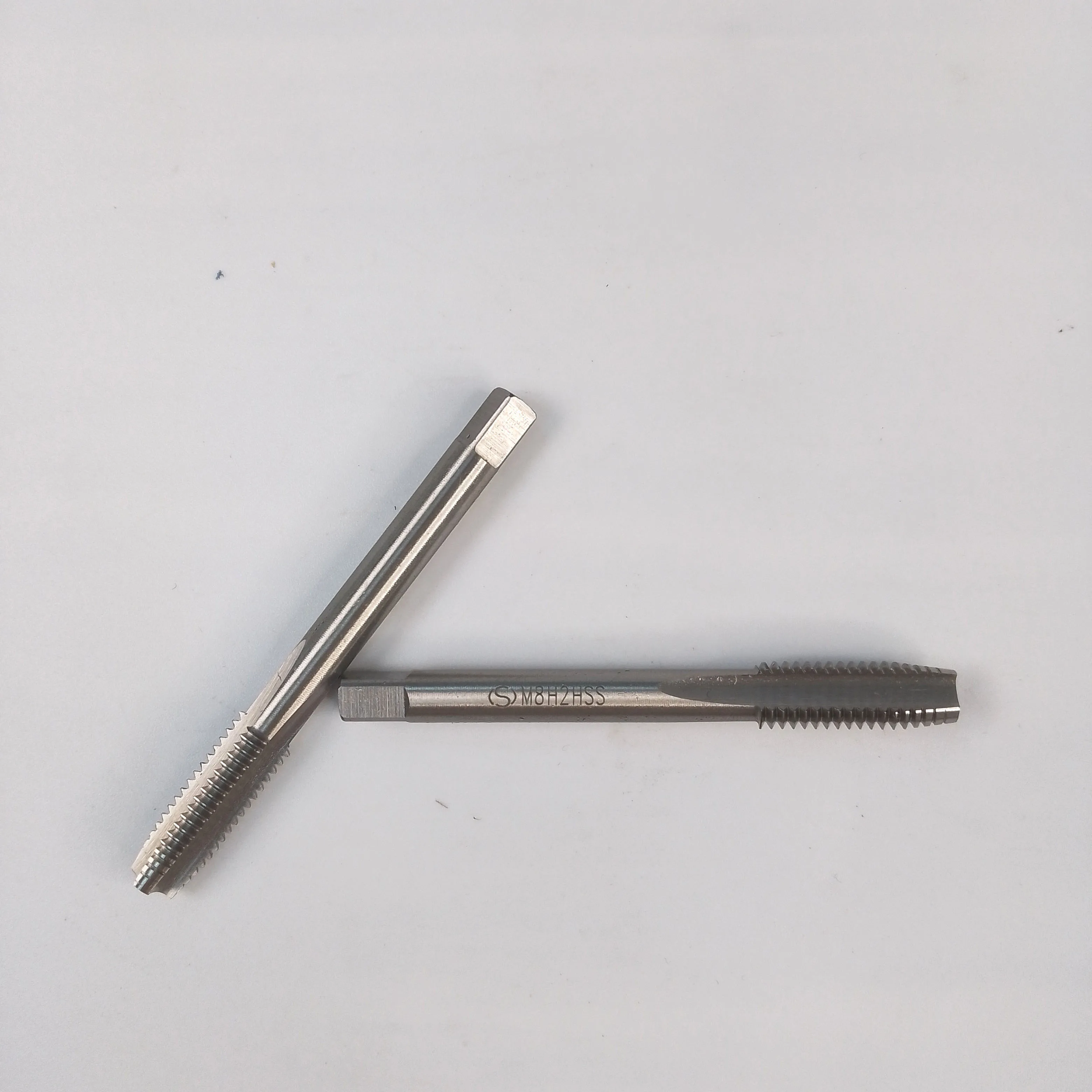 HUAZHICHUN M8*1.25 Metric Hand Tap,Thread Tap Pitch  Straight Flutes HSS Right Hand Tap (2pcs)