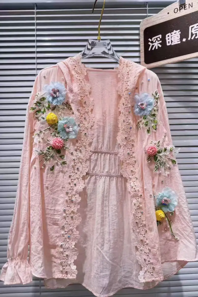

Breathable Cotton Blended Pink Hooded Sunscreen Shirts Blouses for Women's Lace Embroidery 3D Flowers Long Sleeve Cardigan Tops