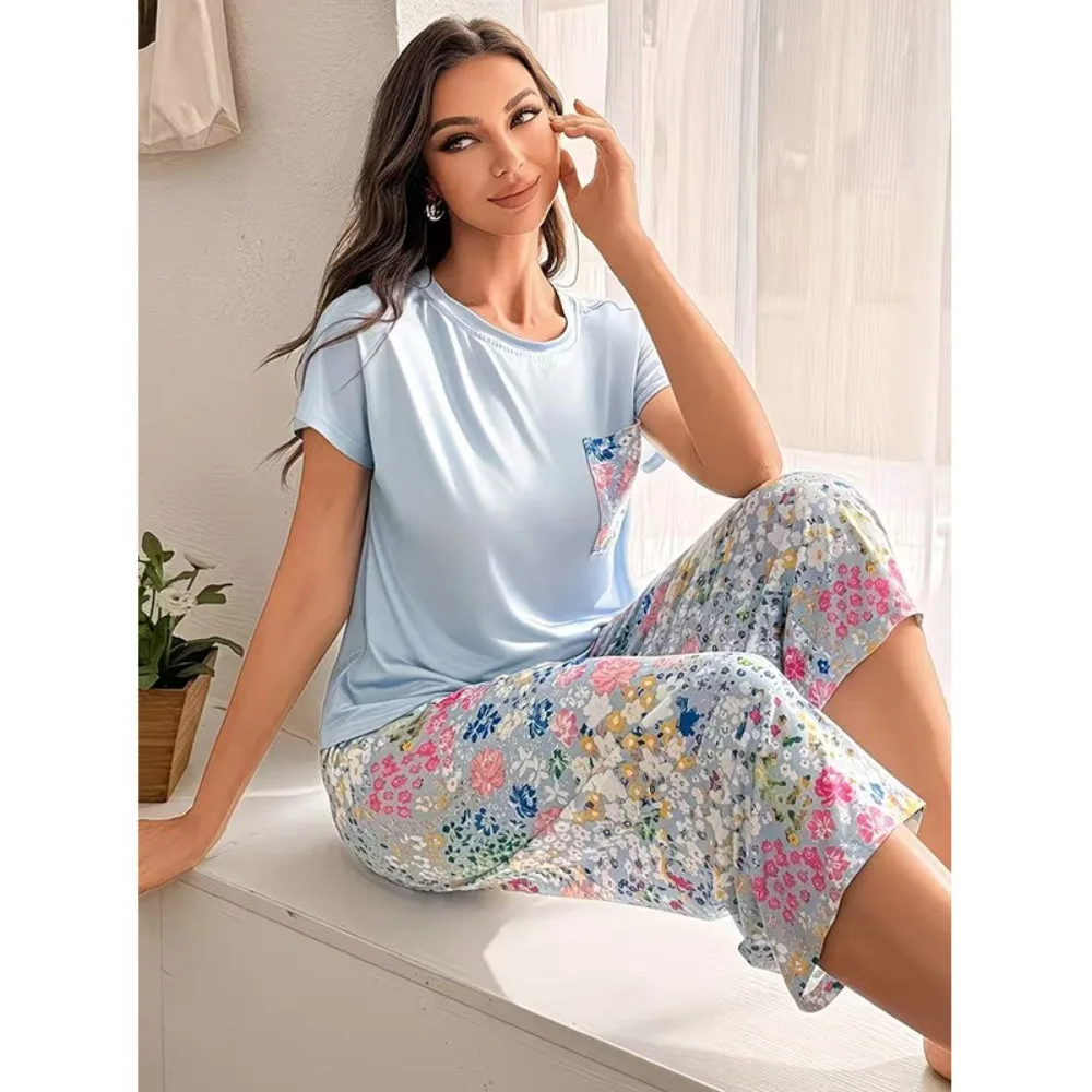 Summer Ladies Floral Sleepwear 2 Piece Set Plain Short Sleeve Tee Floral Cropped Capri Pants Soft Women Daily Loungewear Pajamas