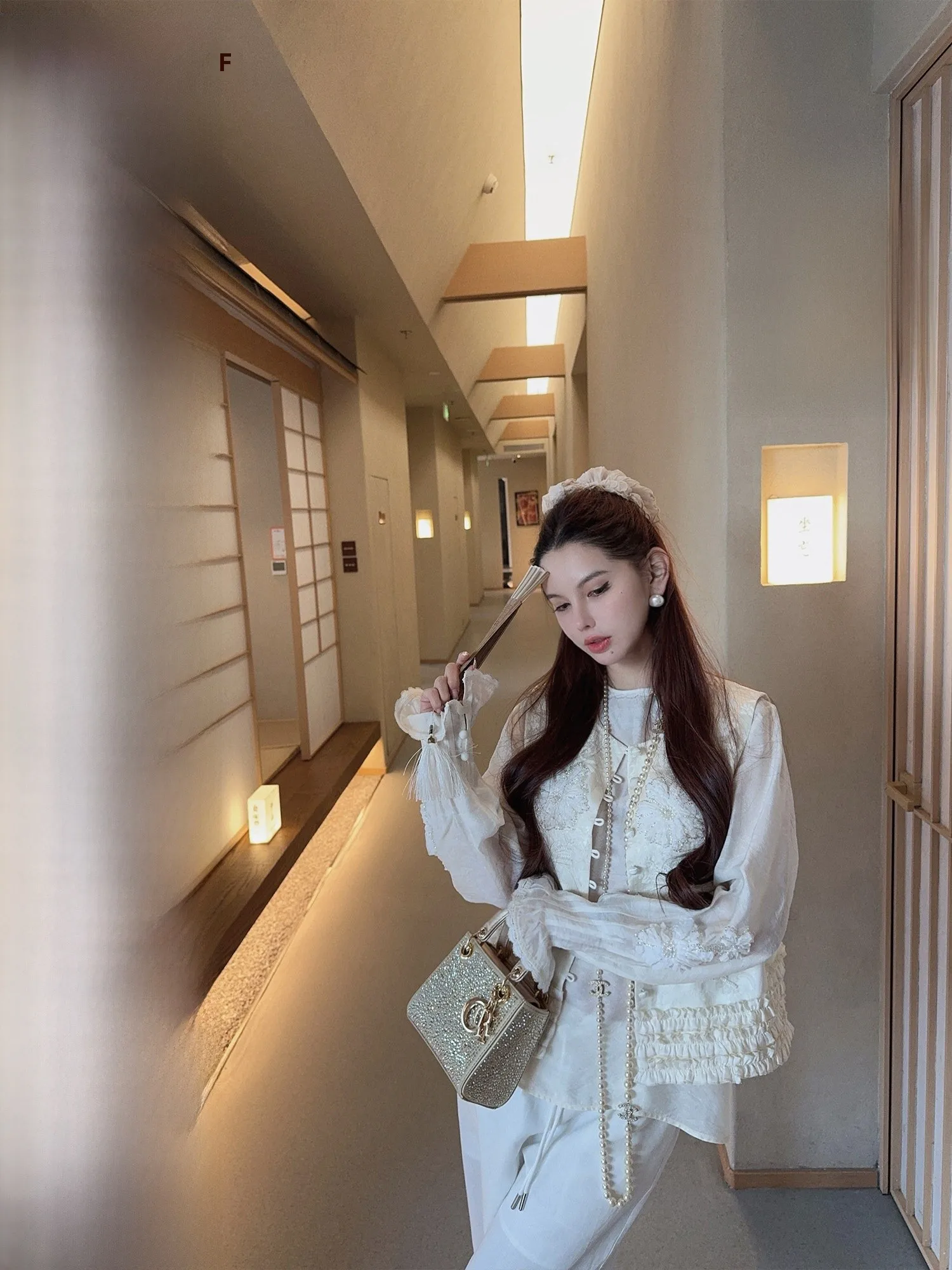 

Новый комплект из двух предметов в китайском стиле: женская рубашка с длинным рукавом и вышивкой, весенняя модная элегантная дышащая, удобная и легкая.