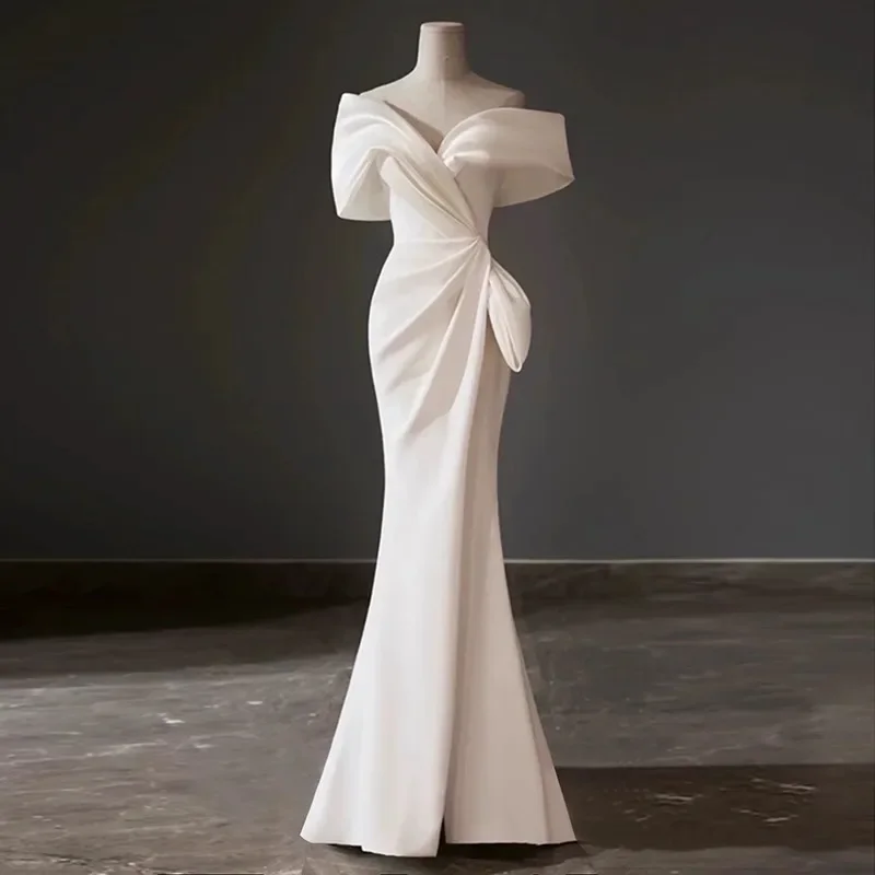 Hellweißes One-Shoulder-Fi-Tail-Abendkleid für Hochzeit, Dr. Travel Photoaphy Host, Luxus-Verlobung