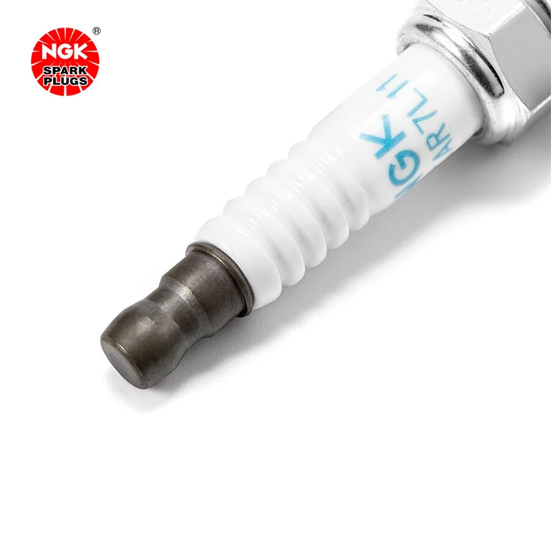 NGK Iridium Platinum Spark plug ILZKBR7B8G 97968 is suitable for  740LIX5X6 Mercedes E350（4PCS)