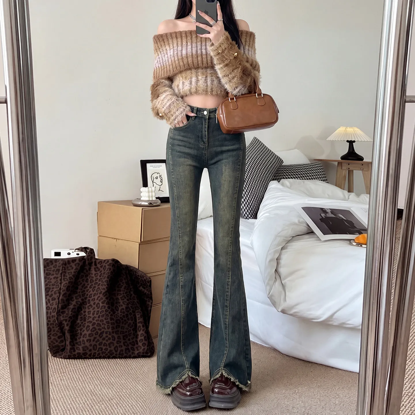 Retro American Light Wash Bell Bottom Jeans Women's Slim Fit High Waist Cotton Stretch Denim Wear Resistant Autumn New Arrival