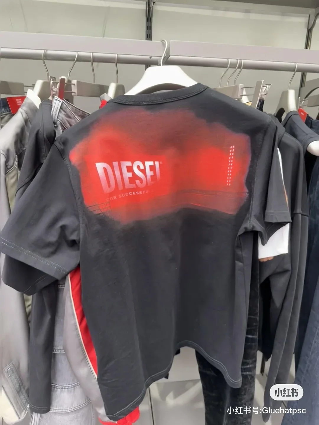 

Американская мода, свободная короткая футболка большого размера с буквенным принтом, мужская Y2K Harajuku, хип-хоп, готическая, повседневная, Джокер, уличная одежда для пар