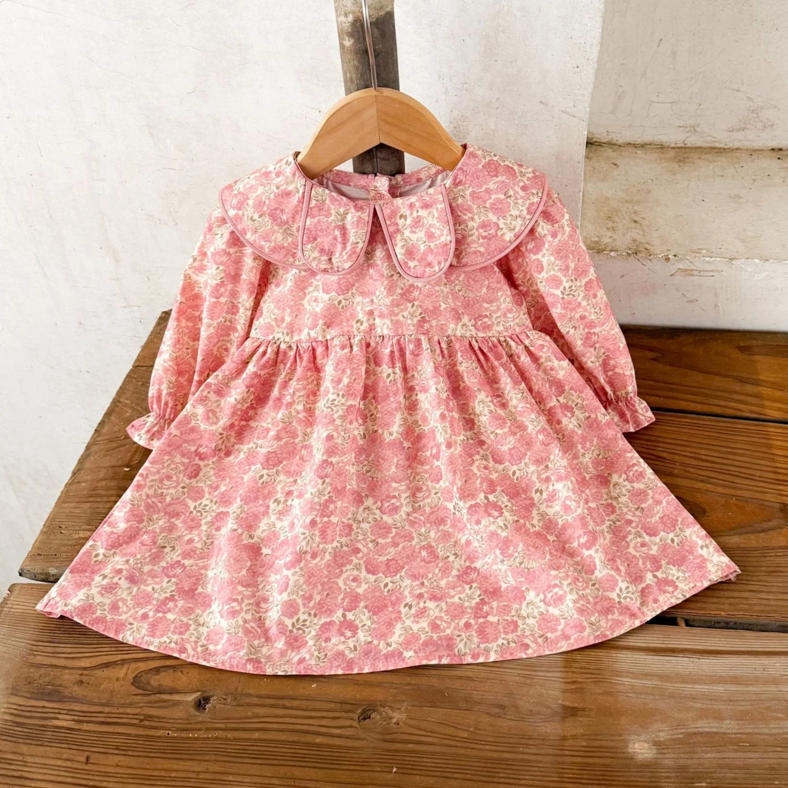 

Skirt 2025 Autumn and Winter New Children's Clothing Girl Baby Cotton Broken Flower Petal Collar Dress Casual Simple All Match