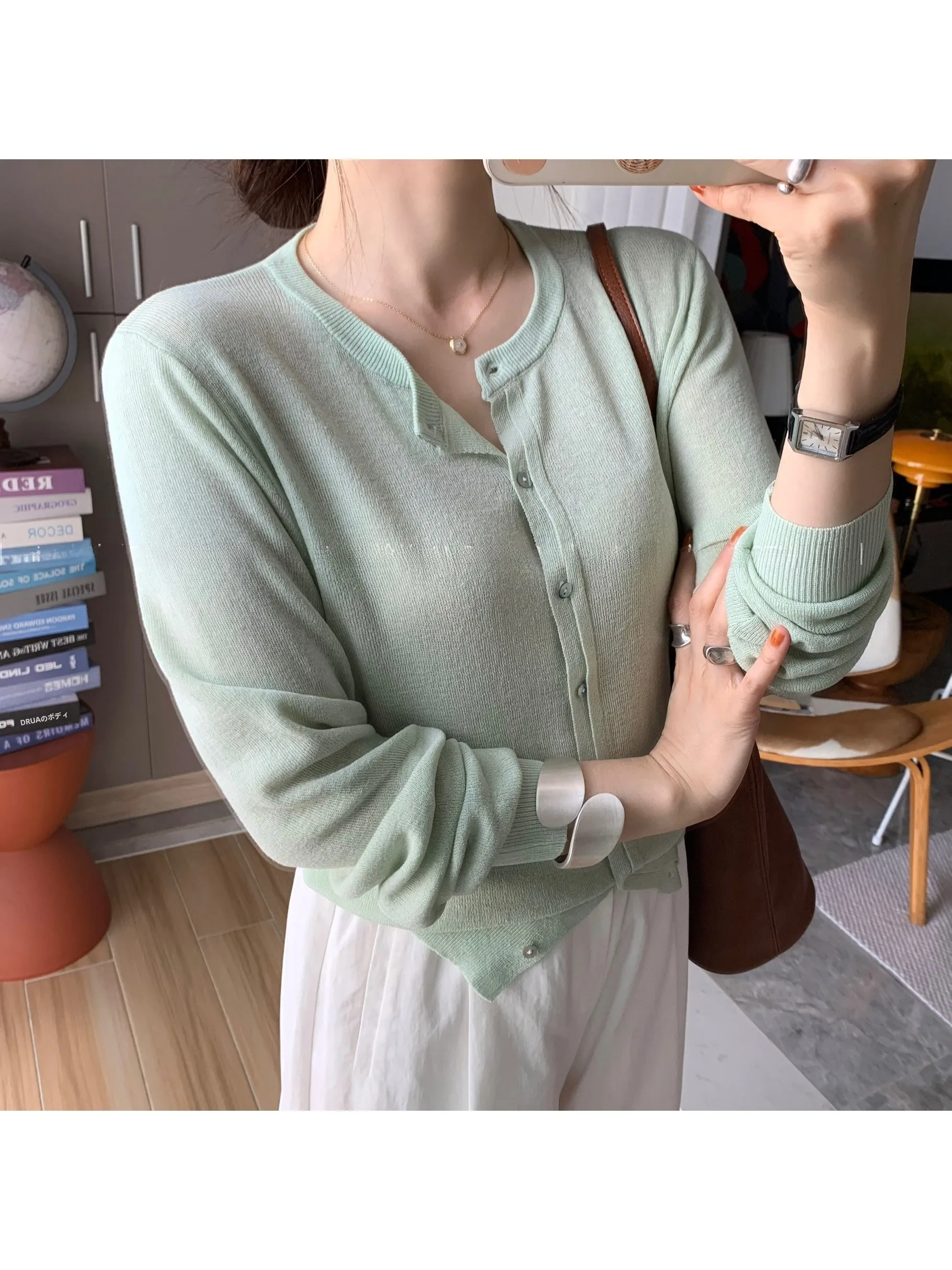 

Miss White Belladonna Spring Korean Sle Soft Color Simple round Ne Knitted Open Cardigan Women Slimming Versatile Top