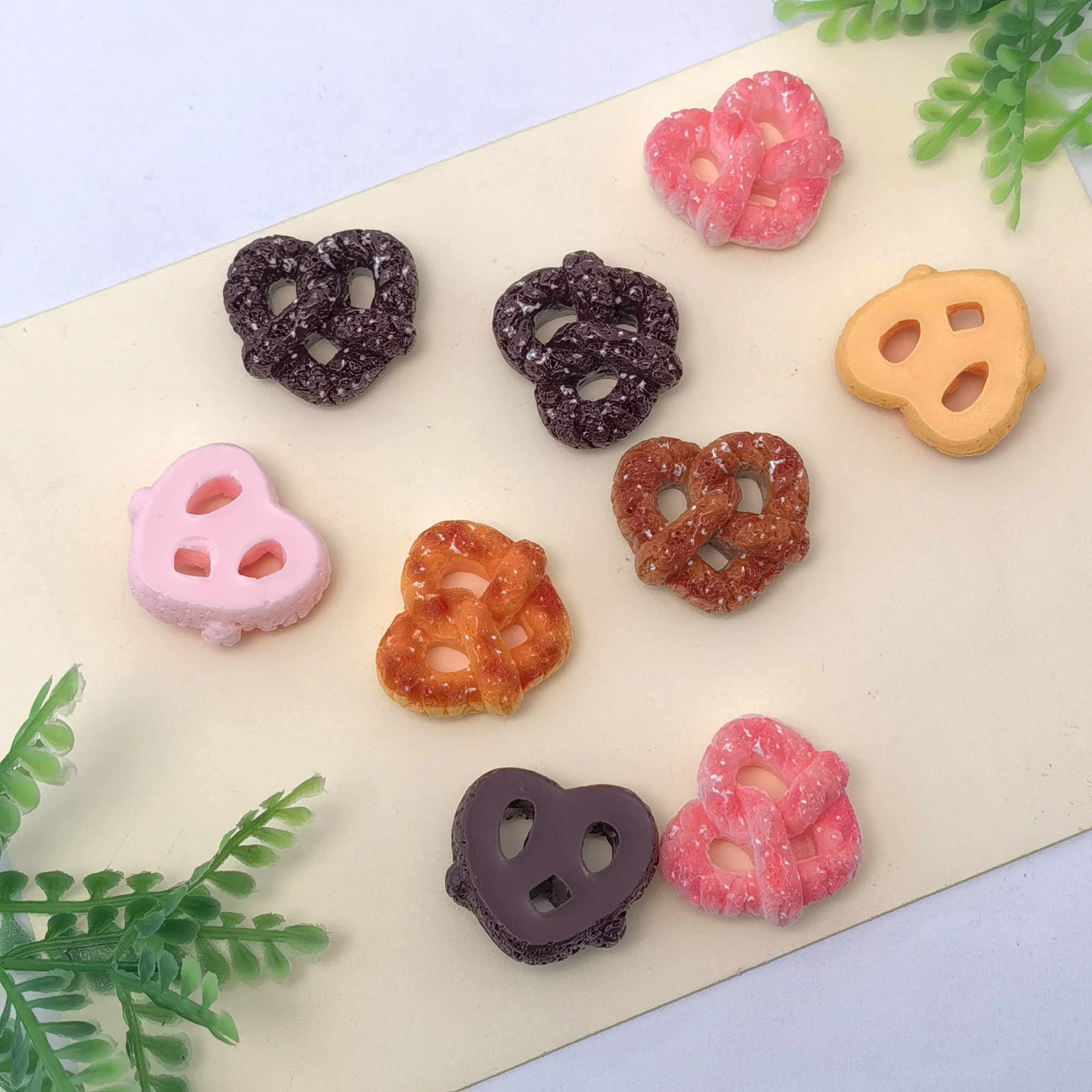 Dollhouse Miniature Food Play Scene Decoration Mini Colorful Alkali Water Bread Series Doll Accessories Toys