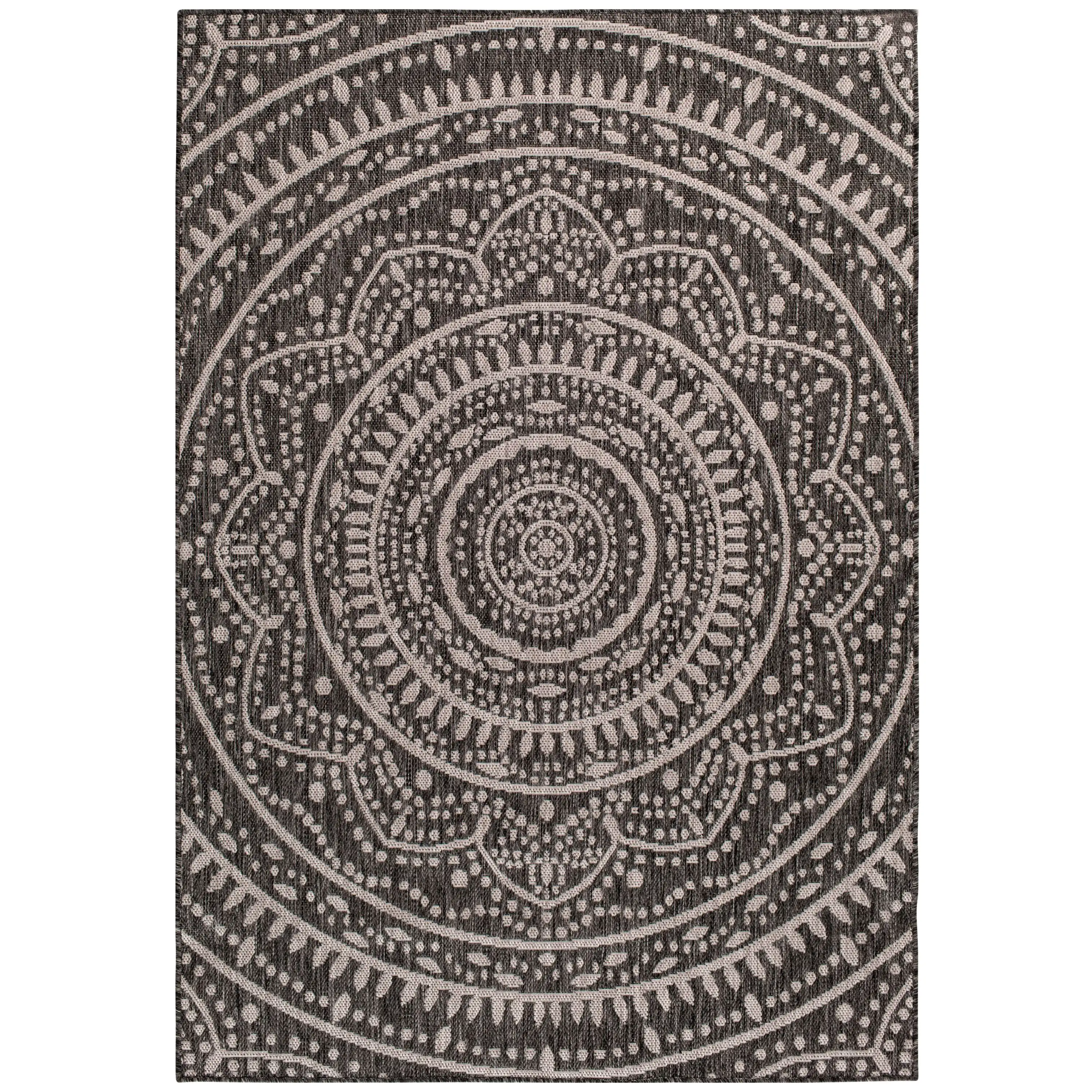 

5'x7' Global Medallion Outdoor Area Rug