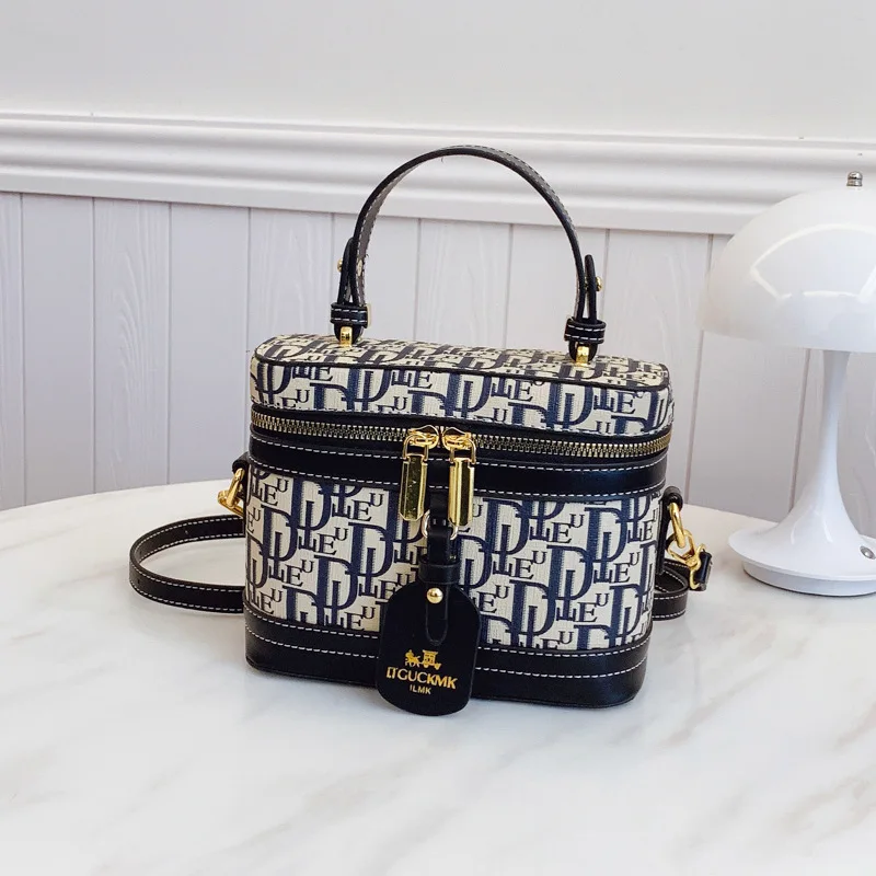

2025 Summer Designer Monogram Box Bag - Retro Chic Crossbody Purse for Women, Trendy Shoulder Handbag with Premium Texture