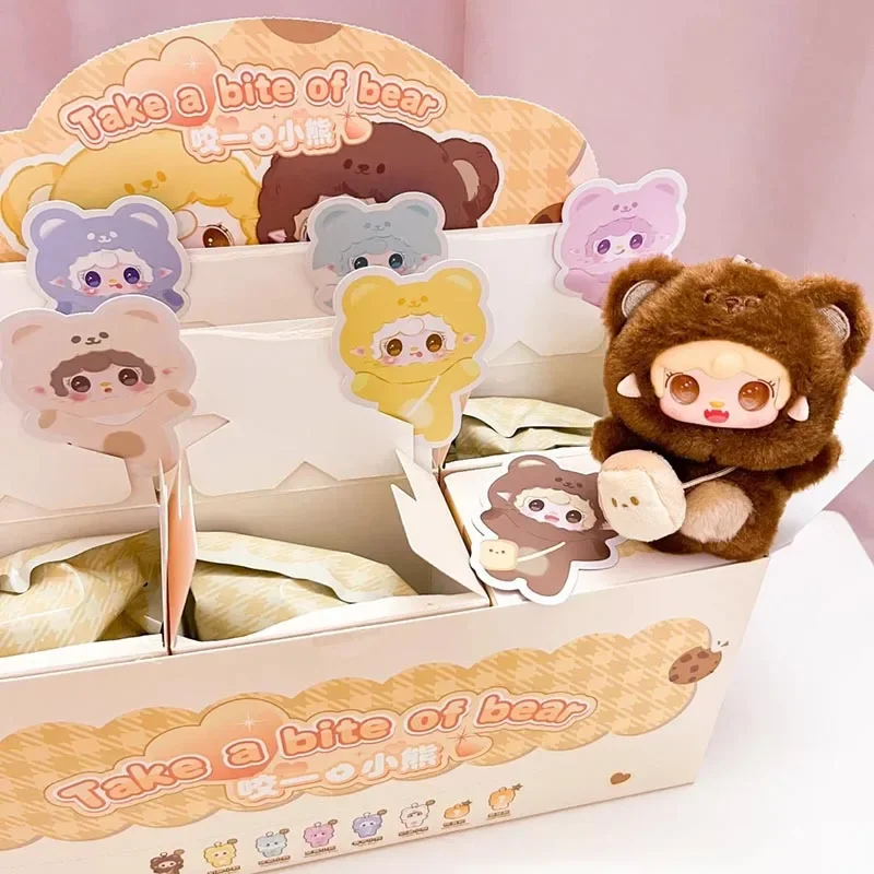 

Подлинная слепая коробка Yooki V4, подвеска Gen Bite Bear, виниловые куклы серии, игрушки, милая модель, коллекция украшений, подарок на день Святого Валентина