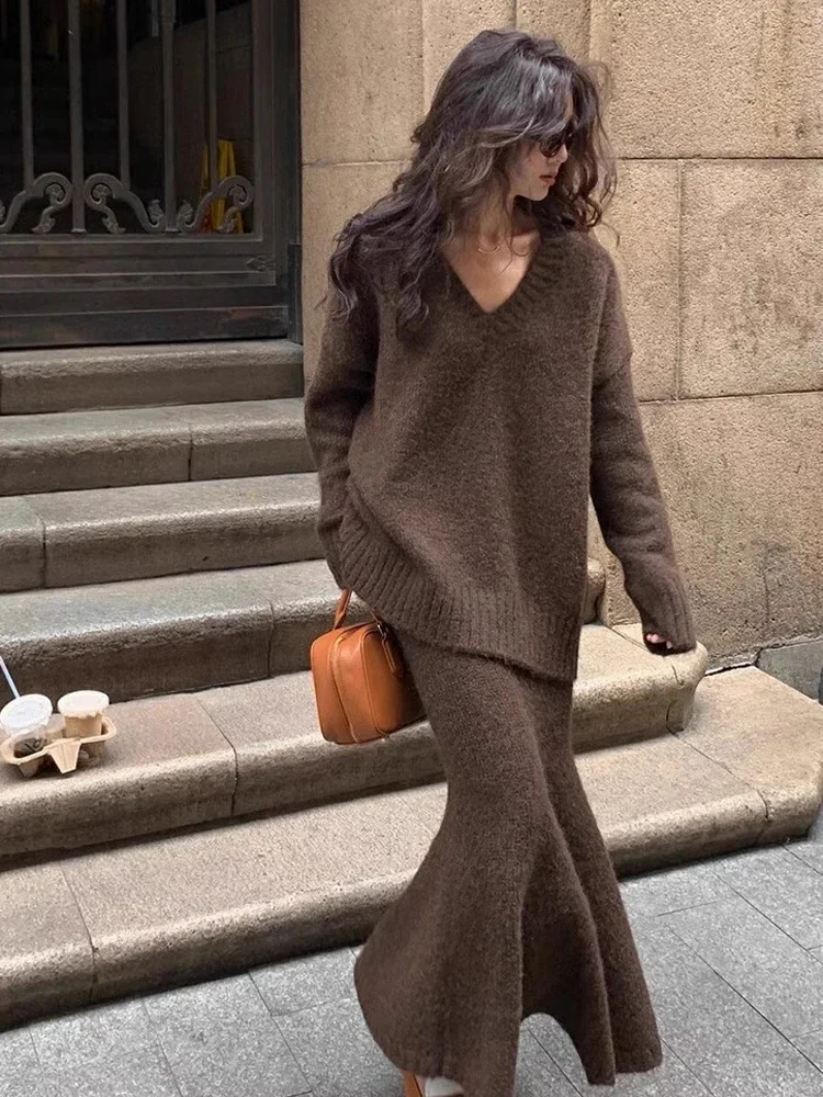 

Autumn Winter V-neck Loose Pullover Sweater Set Knitted Elegant Skirts Women Casual Two-piece Set Fashion Outfit Office Clothing