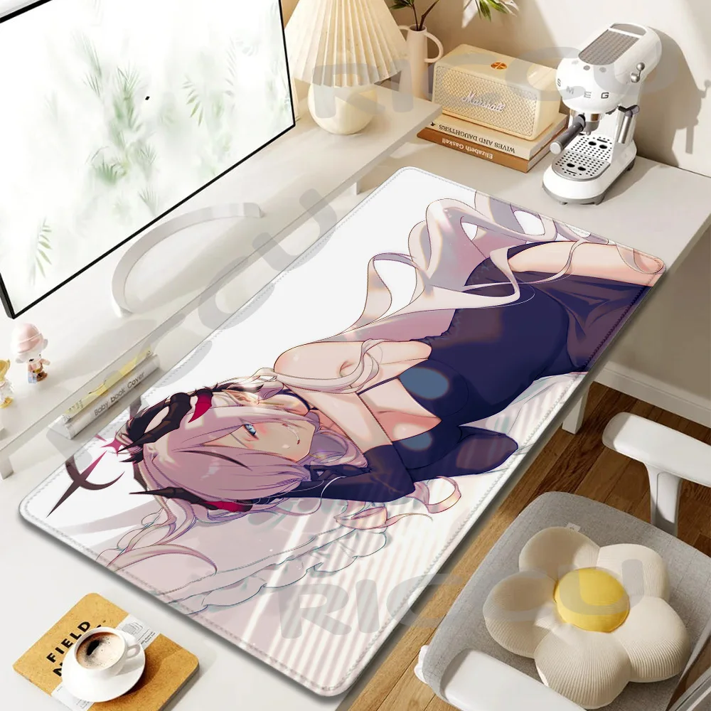

Game Blue Archive Mouse pad Hanuma Makoto Mouse Mat Desk Mat With Pad gaming accessories Prime Gaming XXL 400x900x2mm Keyboard