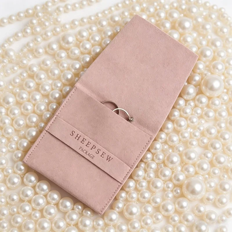 

SHEEPSEW Elegant Dusty Pink Envelope Microfiber Jewelry Pouch with Band Custom Logo