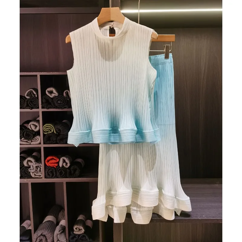 

Miyake Pleated Skirt Set Plisse Women 2026 Summer New Gradient Color Ruffled Sleeveless Pleats Top+Skirt Two-Piece Set Slimming