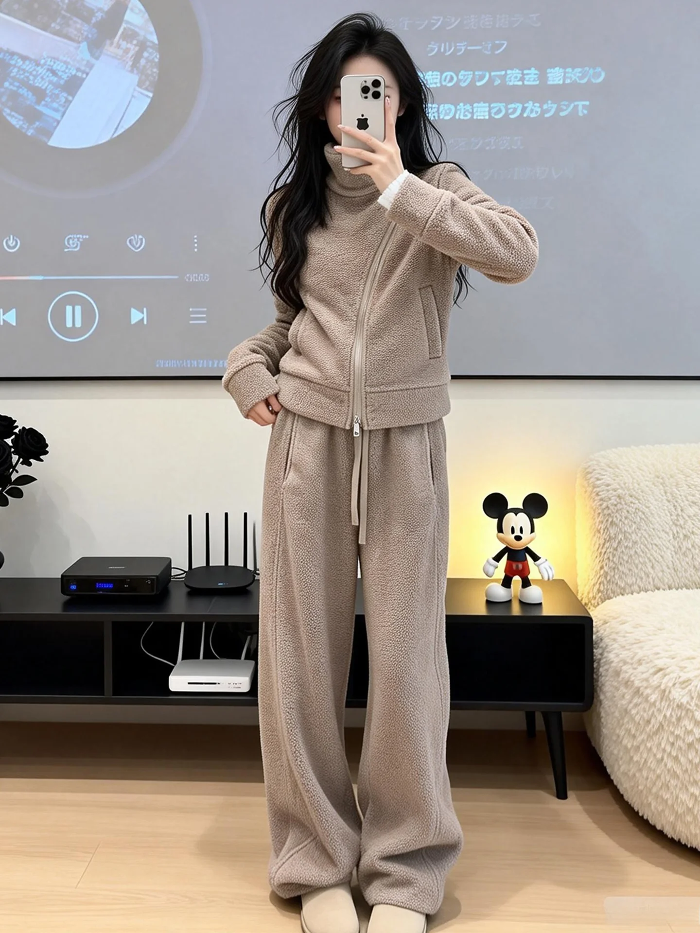 

Winter 2026 New Style Luxury Casual Warm Two-Piece Set Women's Zipper Stand Collar Jacket Wide Leg Pants Fashionable Commute ...