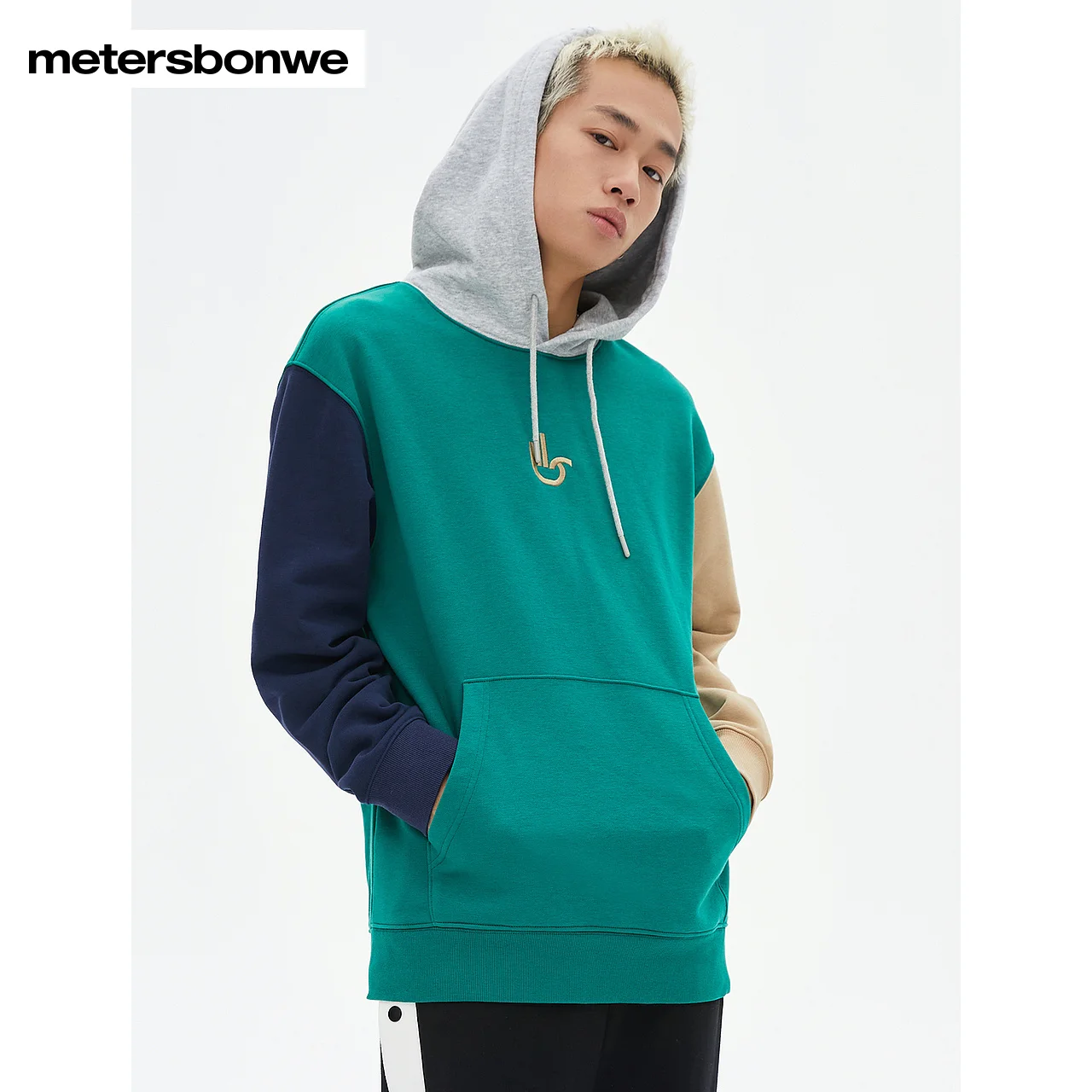 Metersbonwe-Men's Classic Hooded Color Clash Long Sleeved Chest Embroidery Hooded Jumper Campus Casual Retro Spring Autumn