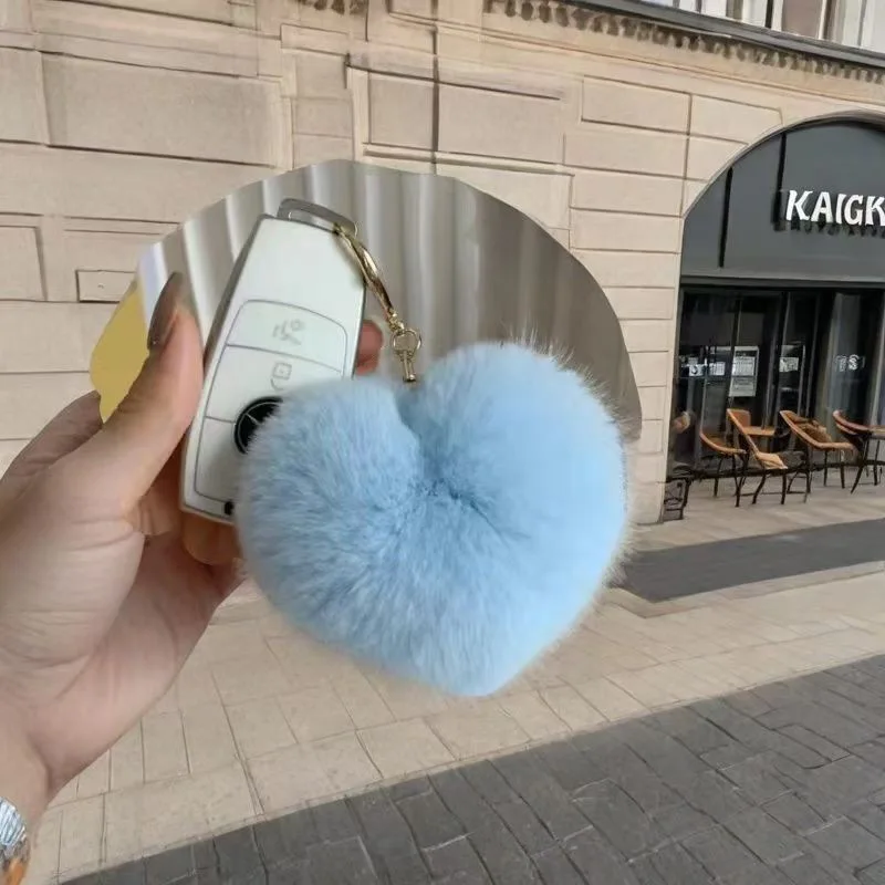 Plush Heart Keychain Love Keyring Cute Fuzzy Love Ball Pendant Soft Pom Pom Bag Charm Key chain for Girls Fluffy Lovely Key ring