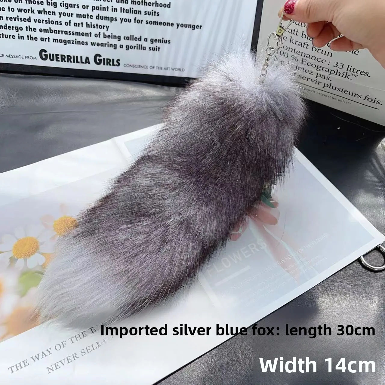 Image 3: Véritable fourrure argent bleu queue de renard en peluche accessoires de Cosplay accessoires de fourrure
