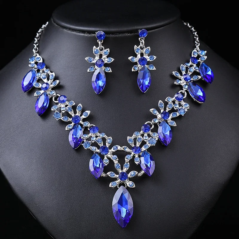 Accessories Retro Necklace Set Women\'s Luxury Crystal Banquet Dress Accessories