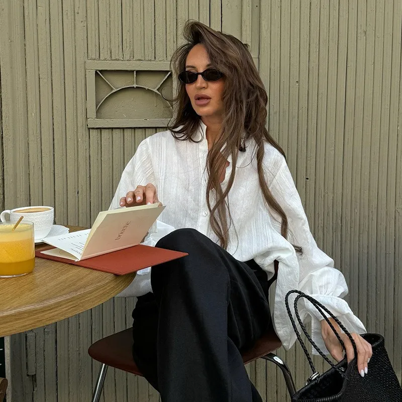 2025 nouvelle mode d'automne femmes surdimensionné chemise blanche-décontracté lanterne à manches longues col en v basique Chic Blouse femme haut (S-XXL)