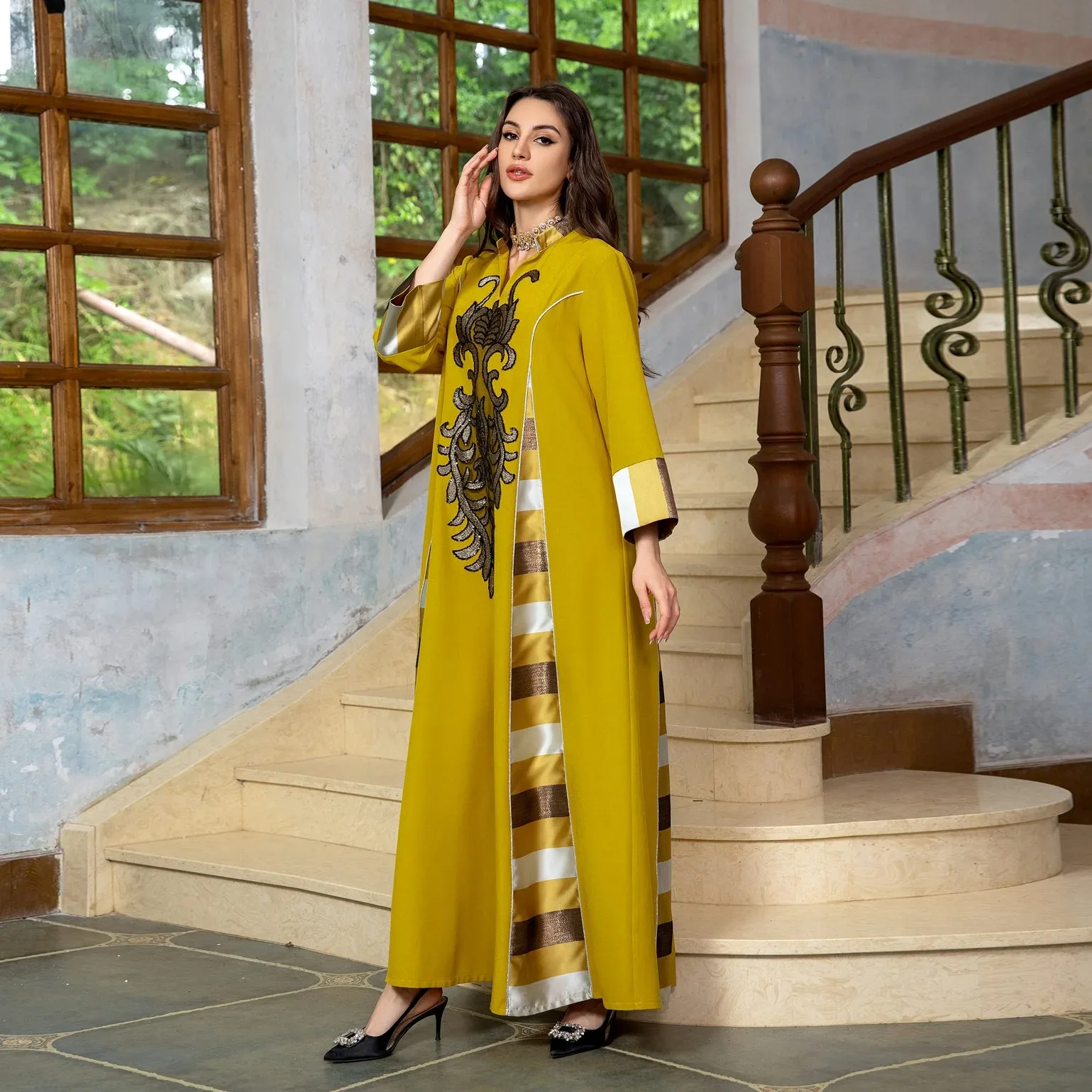 

Sequin Embroidery Dress for Women Arabia Dubai Abayas Stripes Middle Eastern Robe Casual Long Sleeve Abaya Loose Muslim Dress