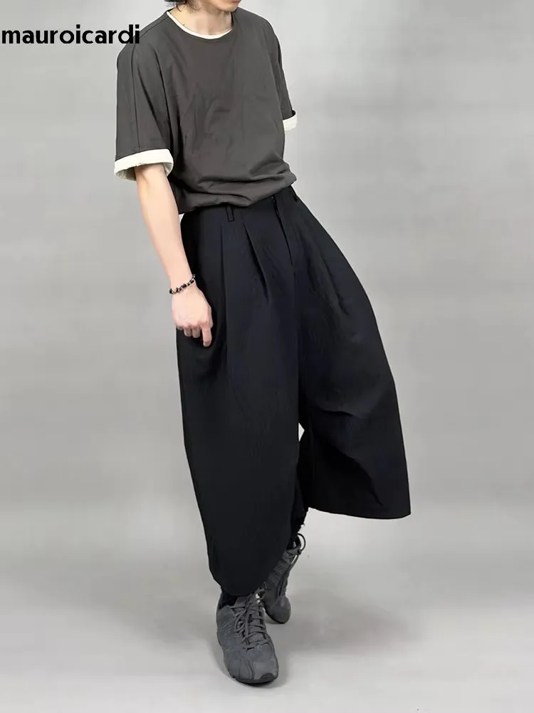 

Mauroicardi Spring Summer Loose Casual Baggy Black Wide Leg Curved Shorts for Men High Waist Chic Calf-Length Pants Clothes 2026