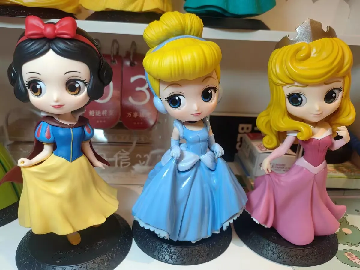 アニメディズニー Q バージョン冷凍ロングヘアプリンセスエルサアナベル人形玩具アニメ周囲の車の装飾人形飾りおもちゃ