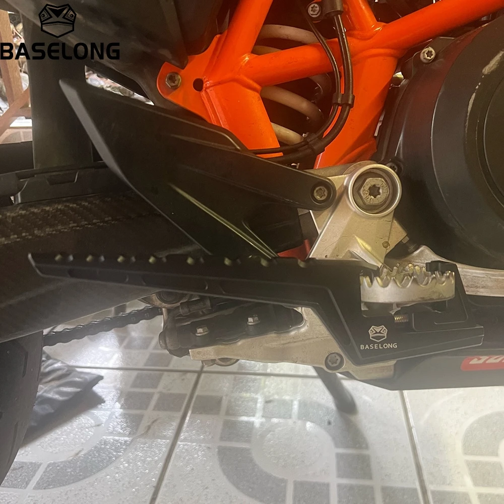 For Husqvarna FE250 FE350 FE450 FE501 FE550 TE125 TE150 TE250 TE300 FC250 FC350 FC450 TC125 TC250 FS450 TX125 Passenger Footpegs