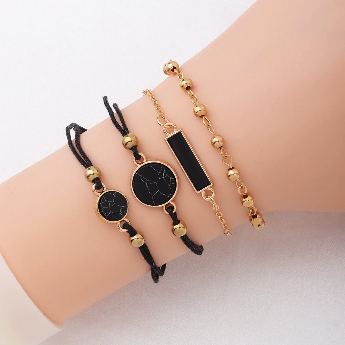 4pcs/set Bracelets for Women Personality Jewelry Black Acrylic Round Rectangle Golden Mini Ball Chain Bracelets Geometry Jewelry