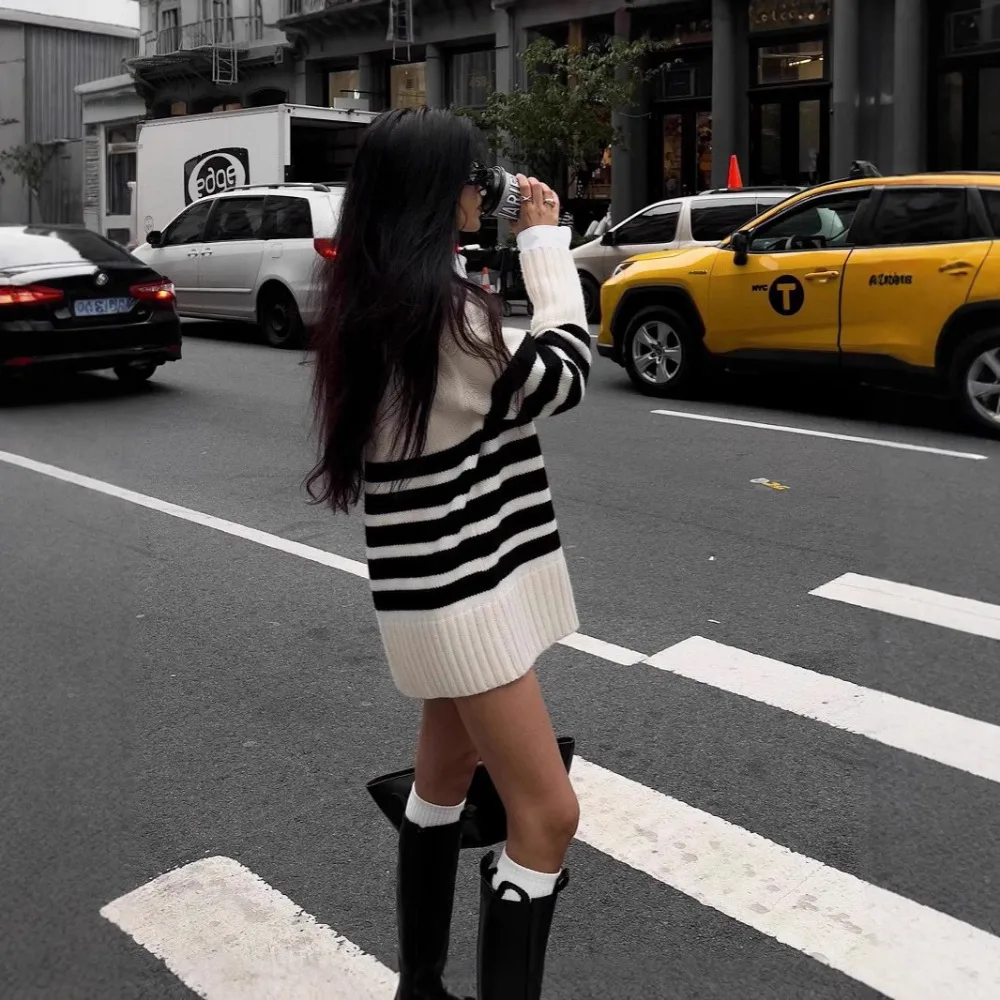 

Женский пуловер-свитер в черно-белую полоску, свободный и ленивый осень и зима