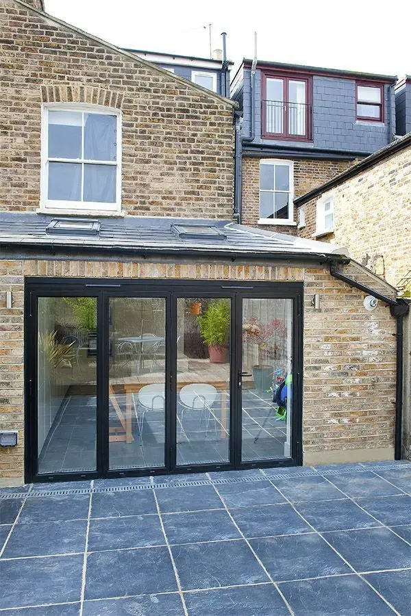 Durable Outdoor Stacking Door Windproof UV Protection All Weather Accordion Folding Doors Exterior Vertical Folding Doors