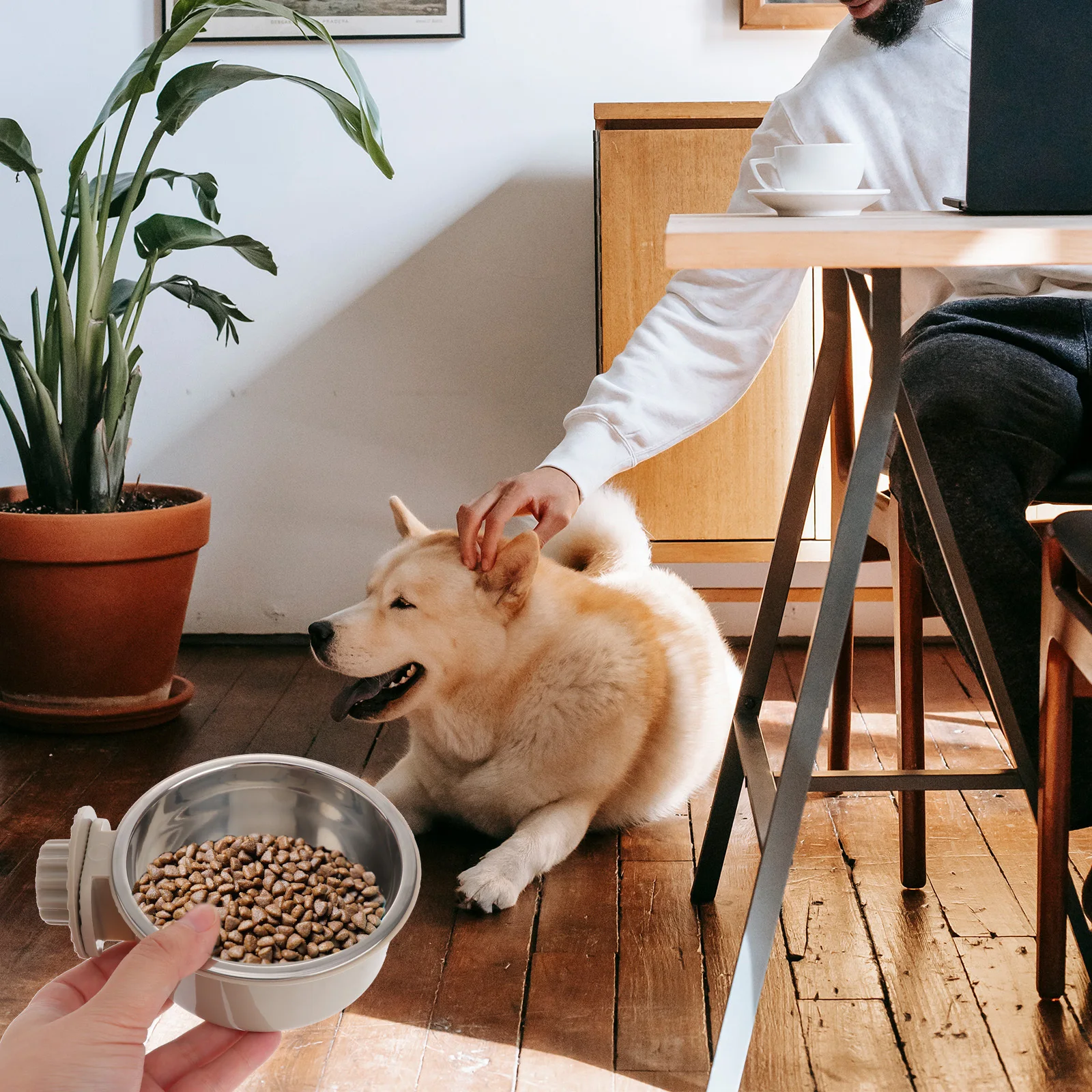

Stainless Steel Pet Bowl Hanging Dog Feeder Non-Tip Design for Cat and Dog Food Supply Smooth Easy Clean High-Density Safe