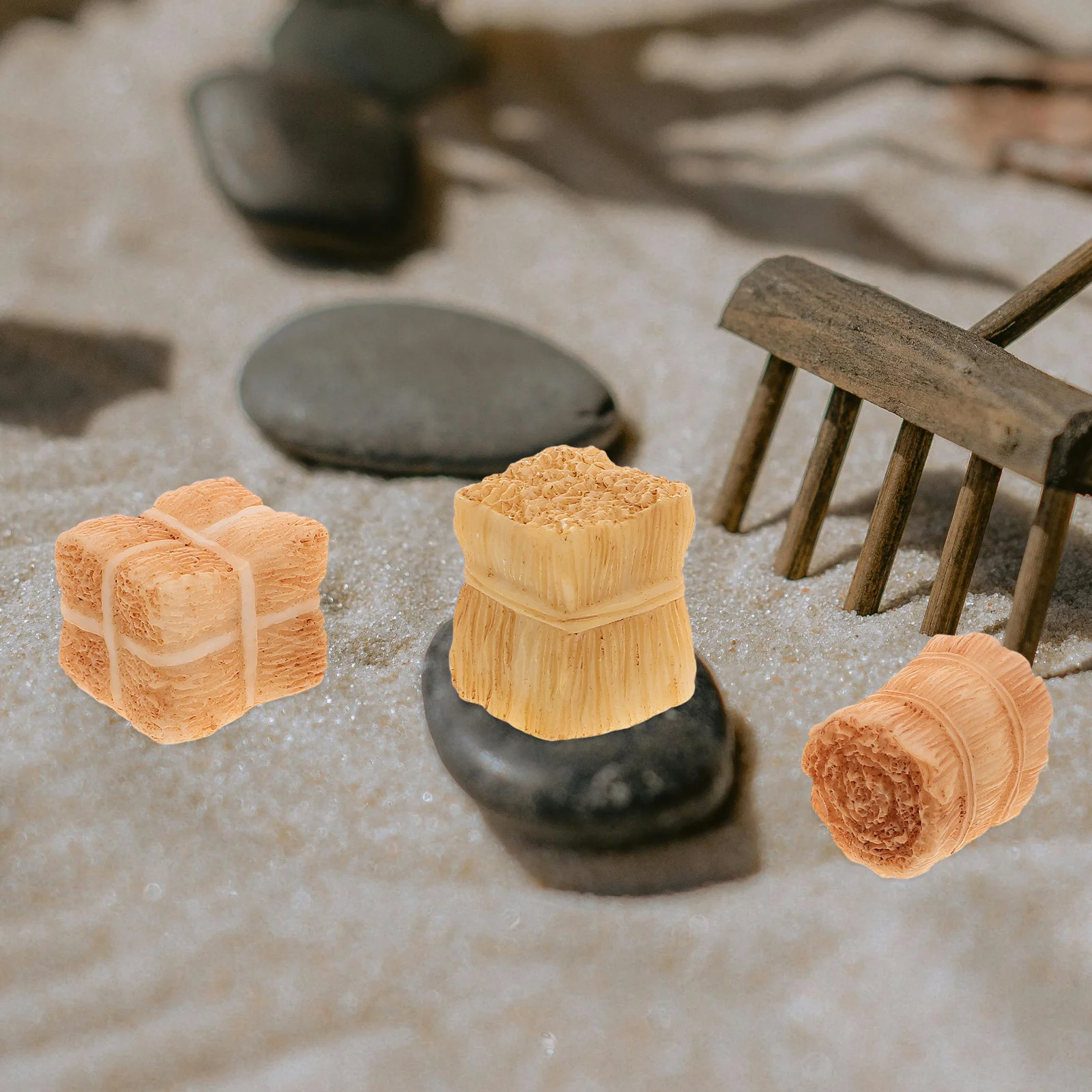 

12 Pcs Mini Farm Straw Decorations Realistic Resin Hay Bale Models for Dollhouse Yard Scene Crafts Table Accessories