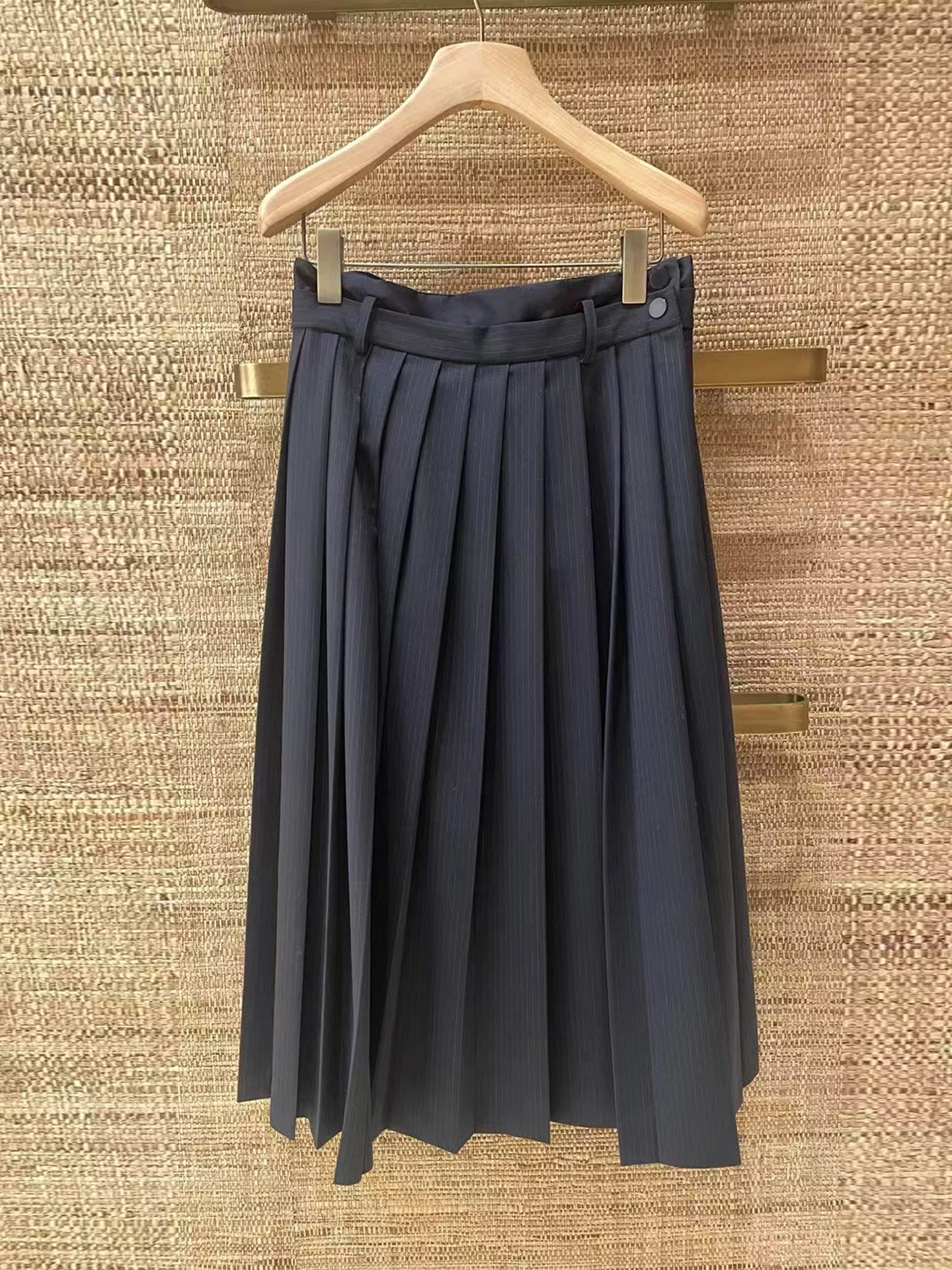 

High Waist Long Stripe Pleated Skirt Ele Women's Autumn Design S Home South Oil High End Faion Ladies' Premium Skirt